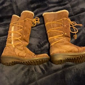 UGG Brown Leather Fur Trim Surfcat Boots 8